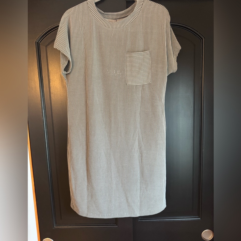 Striped Gray Short Sleeve Dress